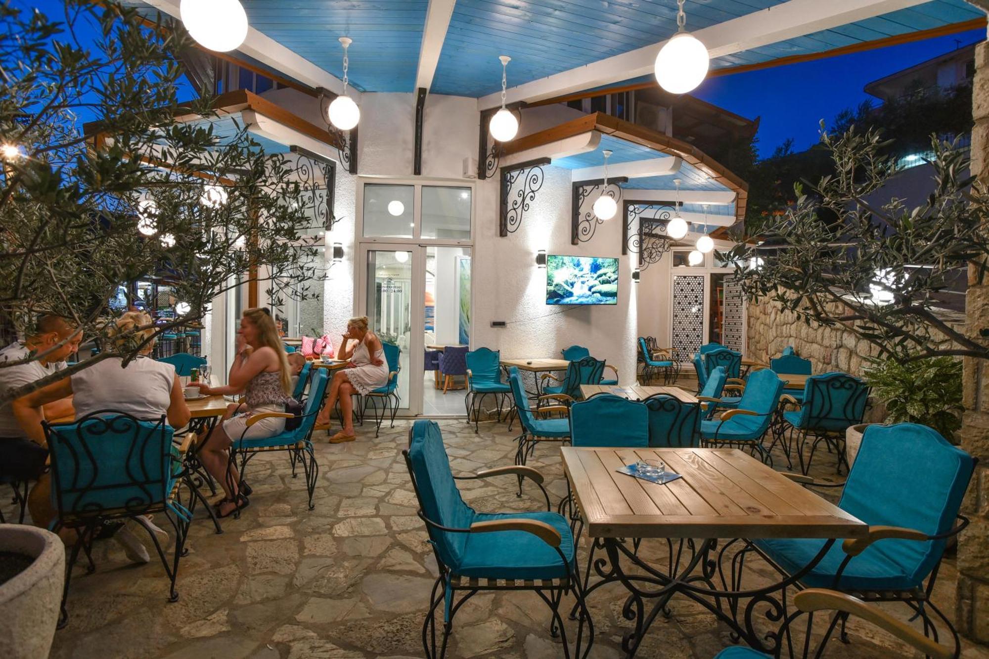 Hotel Galeb Čanj Extérieur photo