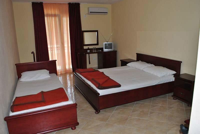 Hotel Galeb Čanj Extérieur photo