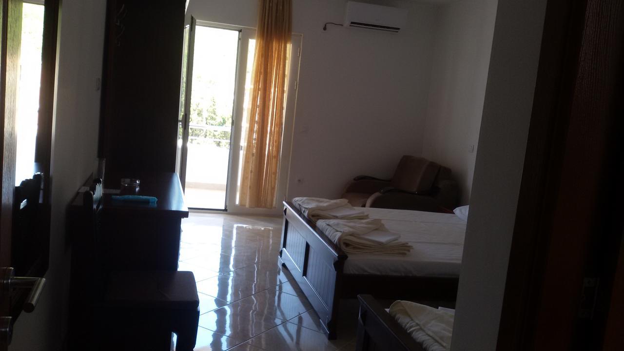 Hotel Galeb Čanj Extérieur photo