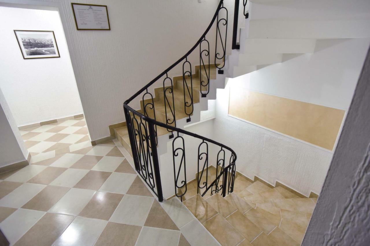Hotel Galeb Čanj Extérieur photo