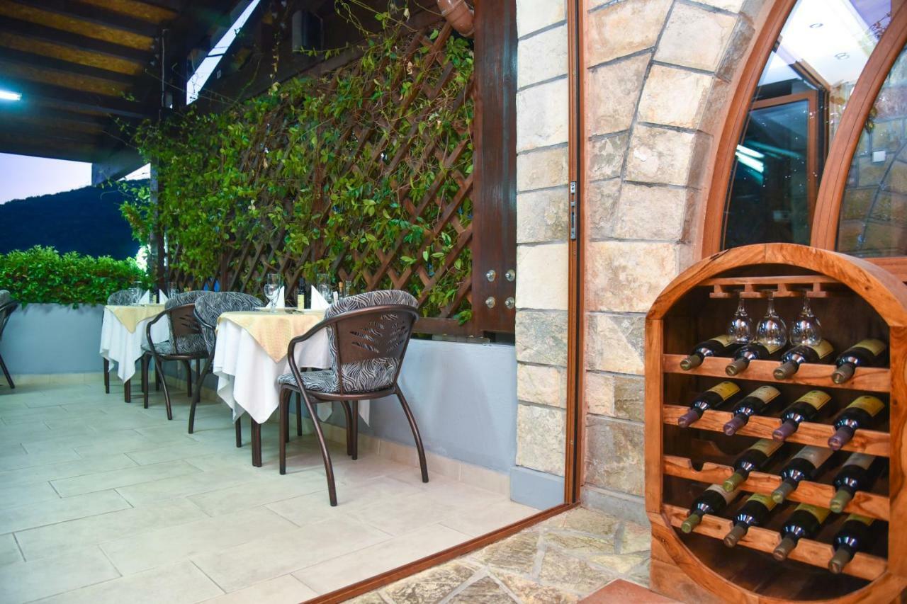 Hotel Galeb Čanj Extérieur photo